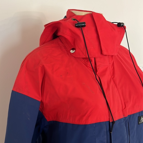 VINTAGE Gore-Tex Mountain Equipment CO-OP Jacket - Size Medium - Picture 3 of 16